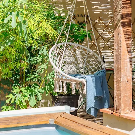 Escale Zen - Sauna Exclusif&Piscine Privée I Idéal Pro&Couple I Terrasse I 5min Port Toulon I WIFI HD - Design Élégant&Moderne *