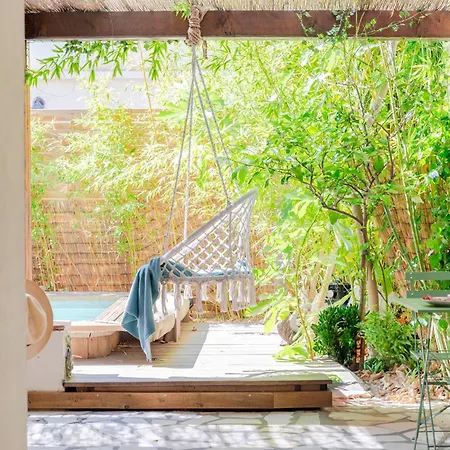 Escale Zen - Sauna Exclusif&Piscine Privée I Idéal Pro&Couple I Terrasse I 5min Port Toulon I WIFI HD - Design Élégant&Moderne