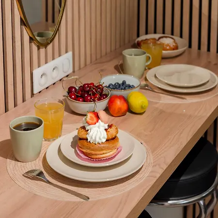 Appartement Escale Zen - Sauna Exclusif&Piscine Privée I Idéal Pro&Couple I Terrasse I 5min Port Toulon I WIFI HD - Design Élégant&Moderne *