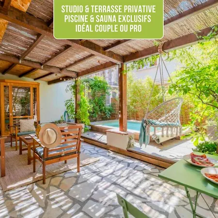 Escale Zen - Sauna Exclusif&Piscine Privée I Idéal Pro&Couple I Terrasse I 5min Port Toulon I WIFI HD - Design Élégant&Moderne